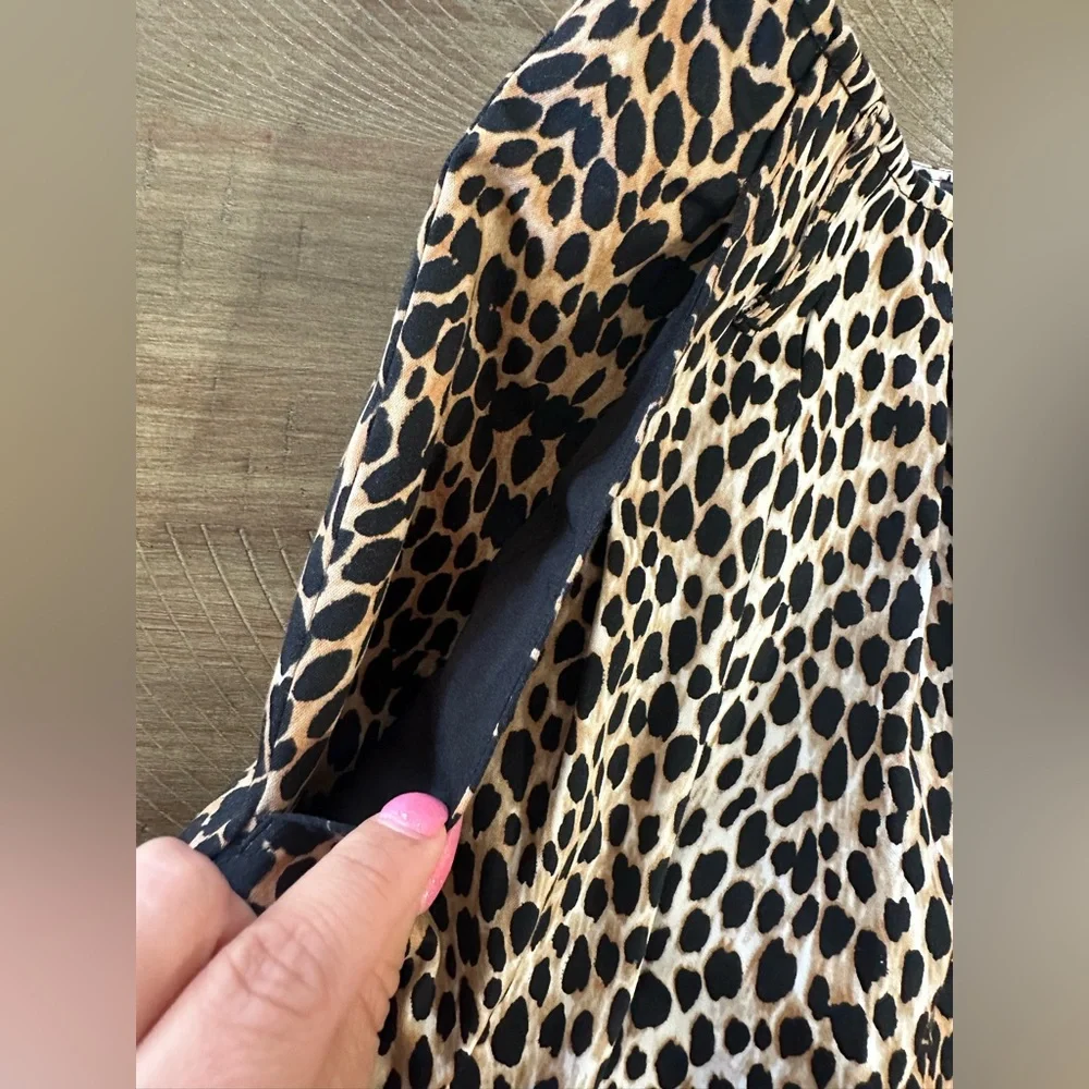 White House Black Market Leopard Animal Print Full Skirt Pockets Size 2 NWT
